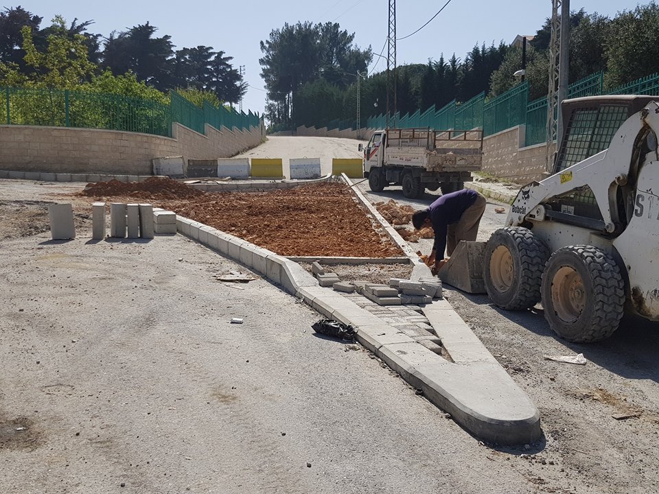 بلدية عاليه تُطلق خطة تأهيل المداخل بدءاً من حي الوطى