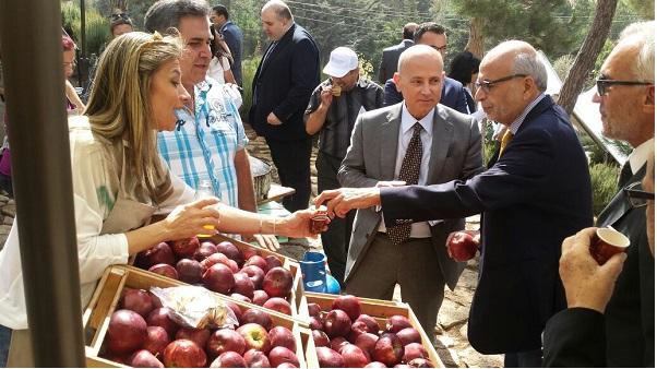 مدينة عاليه تضع بصمة مشرفة بالفن الراقي بالتعاون مع جمعية احياء