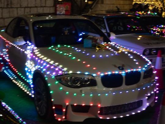 حفل اضاءة شجرة عيد الميلاد وافتتاح القرية الميلادية في مدينة عاليه